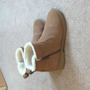 Romely Zip Almond Toe Ankle Boots